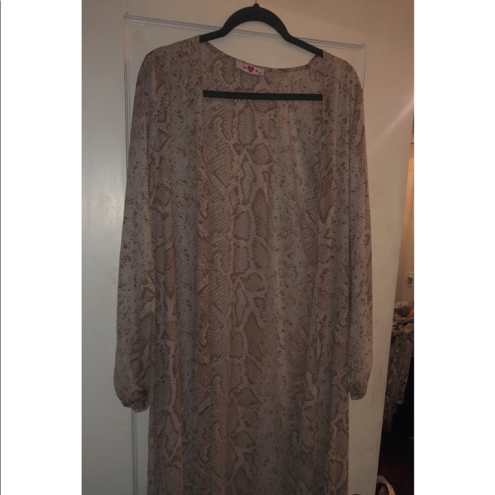 Snake skin Beige kimono. OS